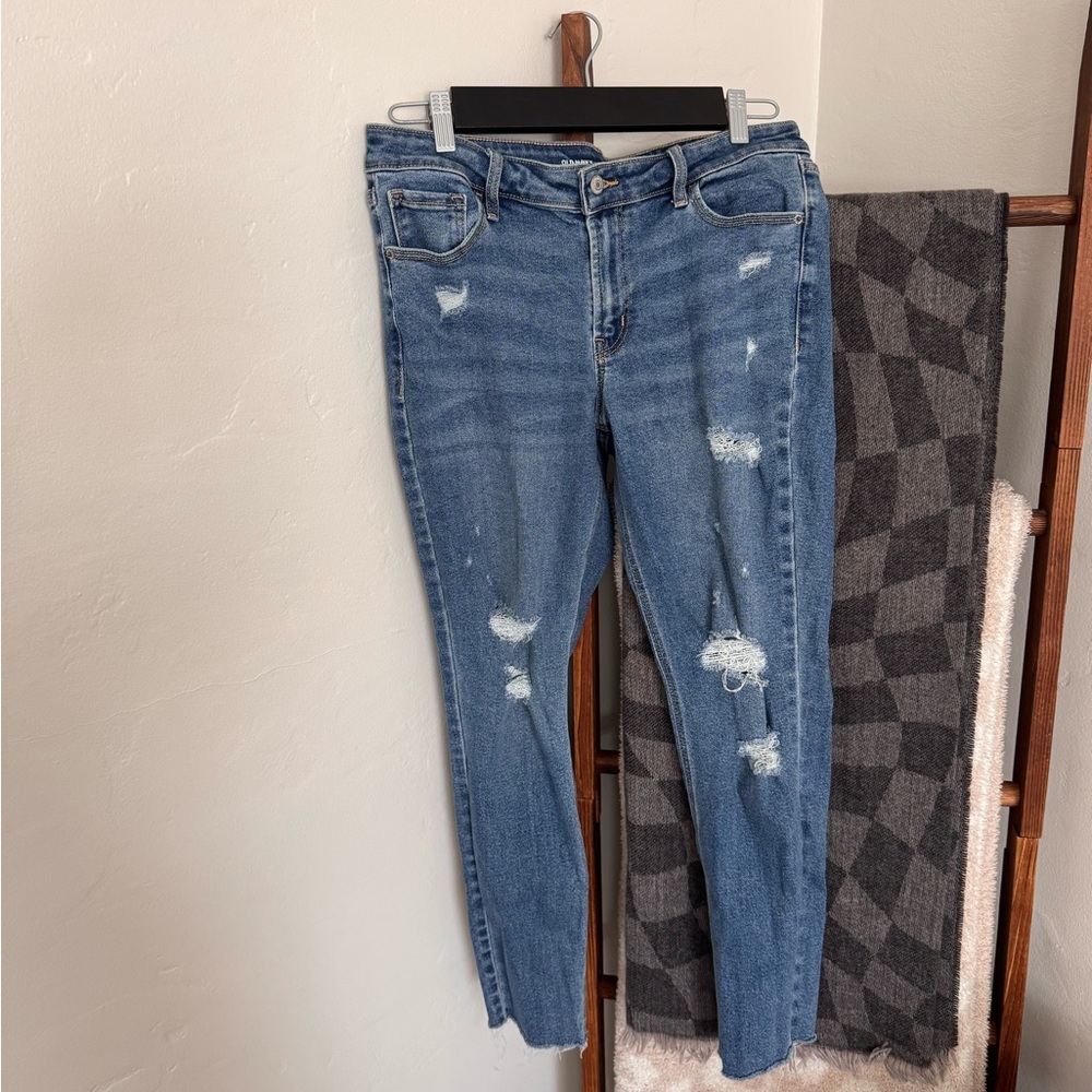 Old Navy Women's Distressed Skinny Jeans - Blue